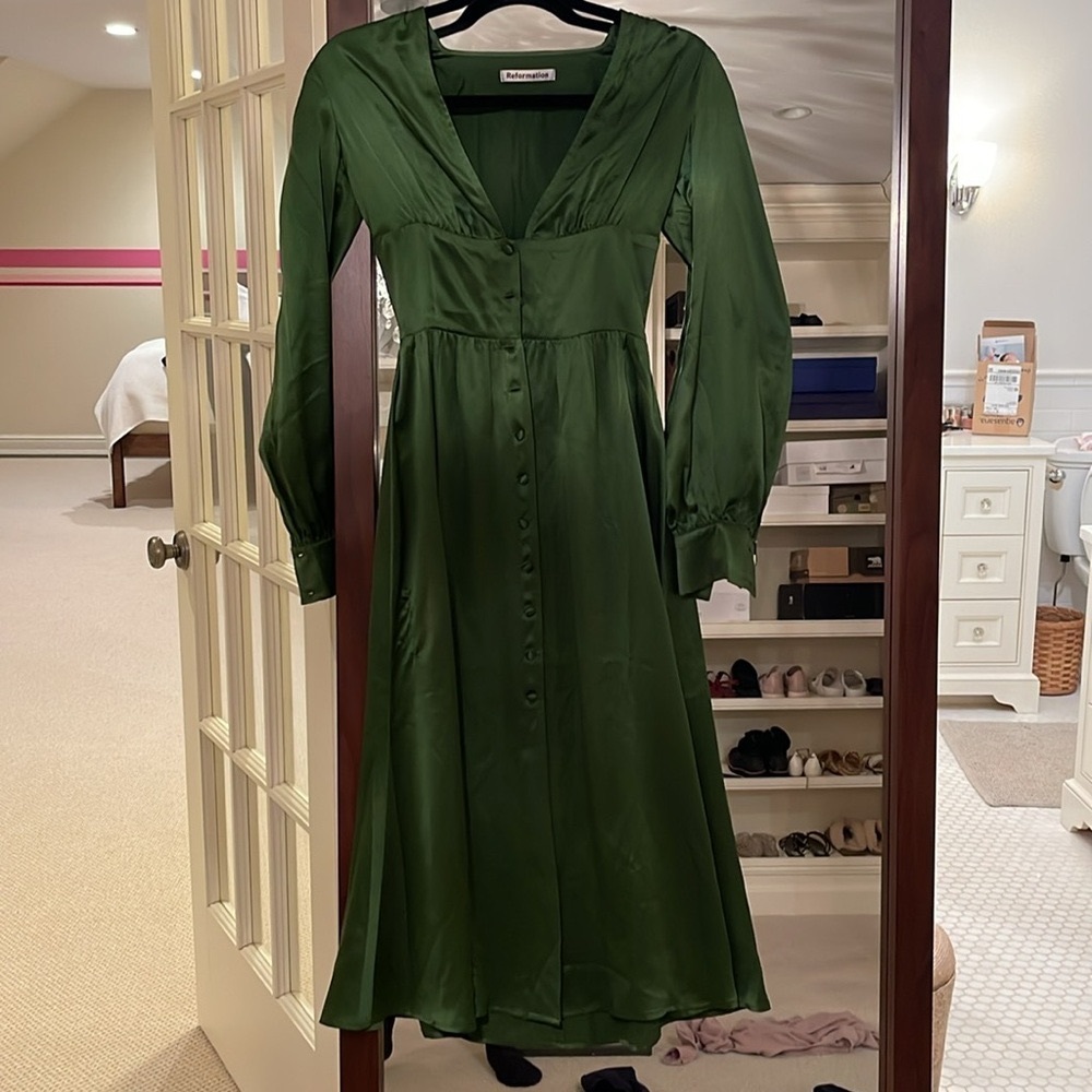 Reformation dress like new. Only worn one time.
